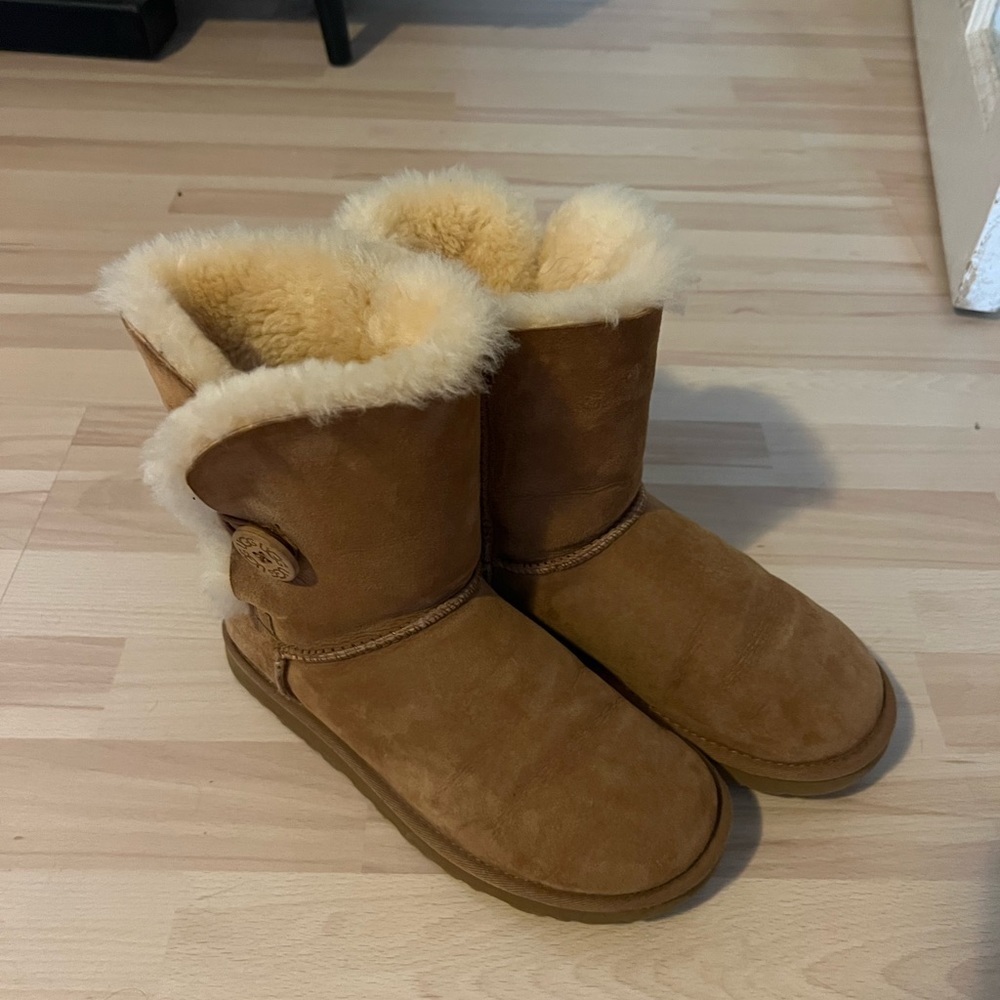 Ugg Bailey Button Ii Boot - image 3